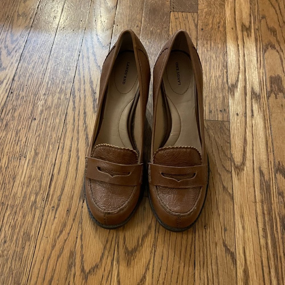 Lands end heeled loafers (tan) W size 8